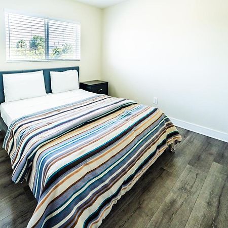 Large Condo Sleeps 10 Near Downtown Los Angeles Exterior foto